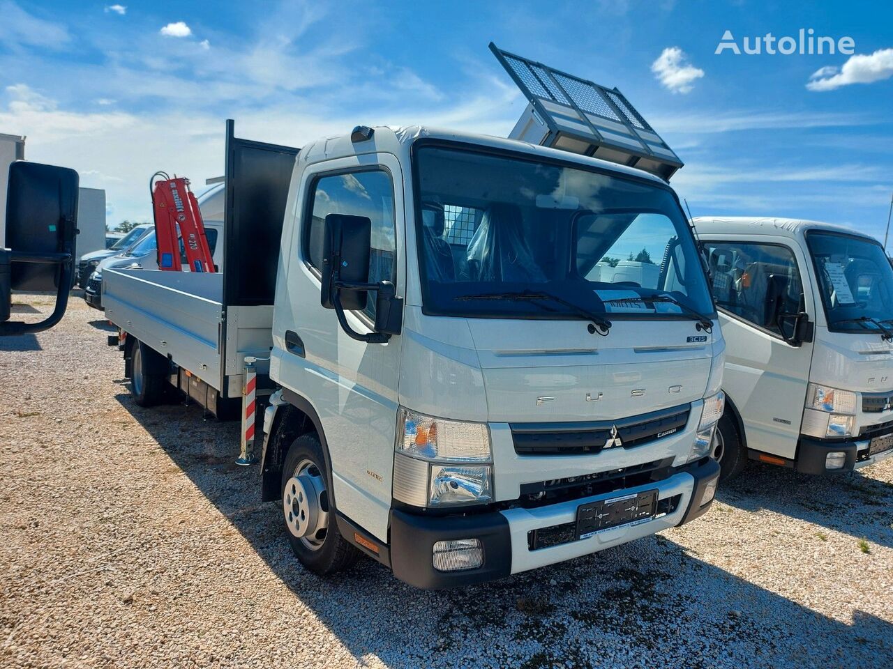 Mitsubishi Canter FUSO 3C15 Pritsche und Kran für Nachfrage camión caja abierta nuevo