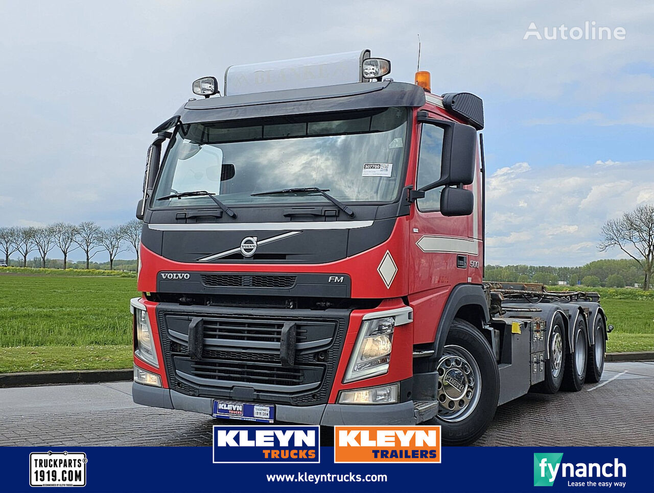 Volvo FM 13.500 8x4 tridem camión chasis