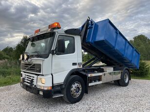 Volvo FM 7 hooklift + box camión con gancho