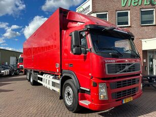 Volvo FM 300 FM300 6X2 GETRÄNKE KOFFER MIT 2TONS LADEBORDWAND TUV 9-20 camión furgón