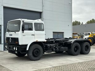 Renault G 290 6x4 FULL STEEL MANUAL PUMP WITH HOOK (20x IN STOCK ) EX MI camión militar