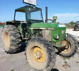 tractor de ruedas JOHN DEERE 2040 para peças para piezas
