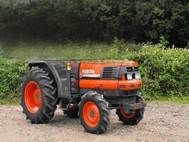 tractor de ruedas KUBOTA L4200 para peças para piezas