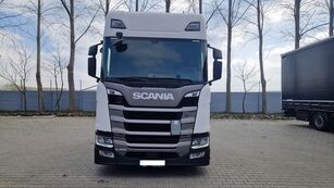 Scania R450 tractora