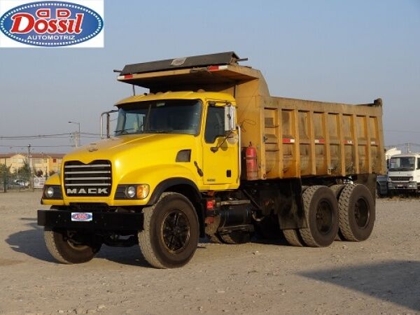 Mack Granite CV713 Tolva 15 Mts Cúbicos volquete